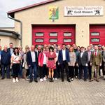 Gruppenbild vor der Feuerwehr in Groß Wokern