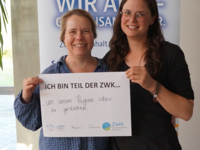 ZWK Fotokation - Maria Havemann (Gesundheitsförderung Landkreis Rostock) und Jana Klinkenberg (Kreisstagsmitglied, forma_te e.V.)